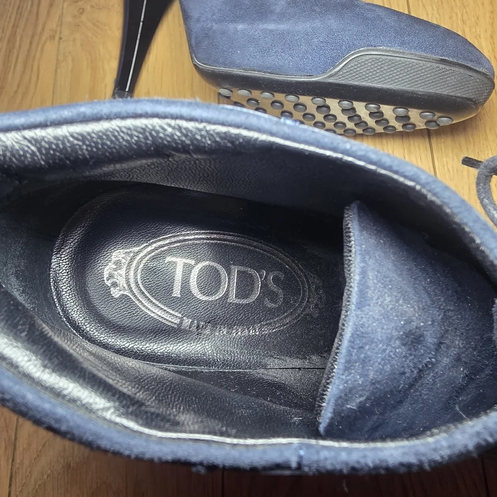 Tod's Booties- 6.5* Read Description